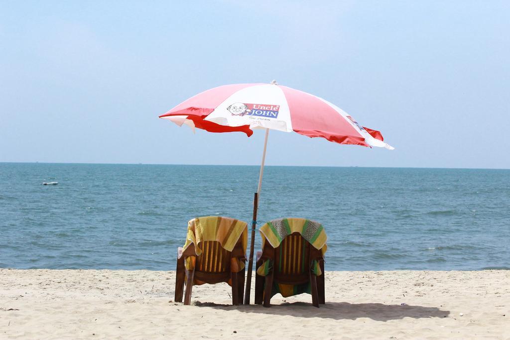 Marari Nest Beach Homestay 马拉利库兰 外观 照片